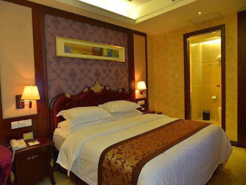 Vienna International Hotel Shanghai Pudong New District Caolu エクステリア 写真